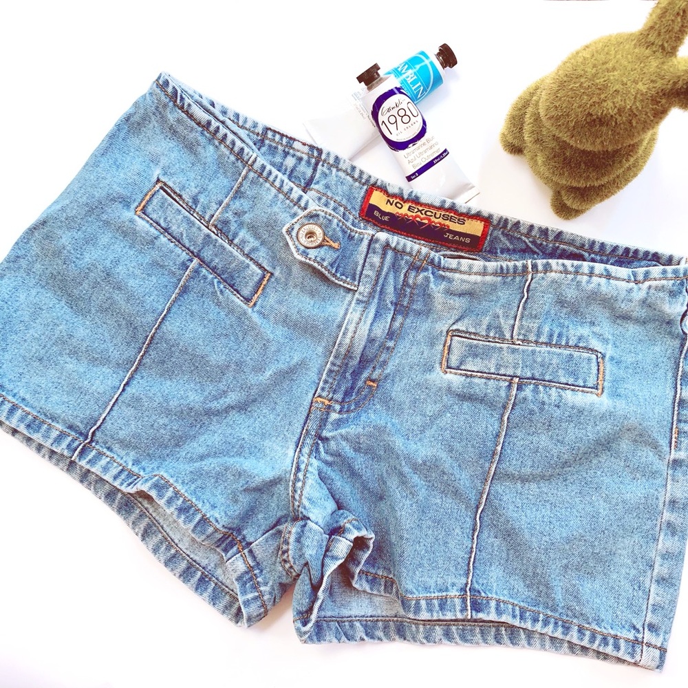Cute Summer light blue jean shorts